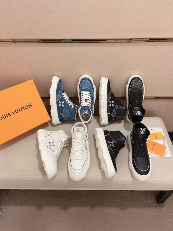 Picture of Louis Vuitton Shoes _SKULVsz38-44h110113337